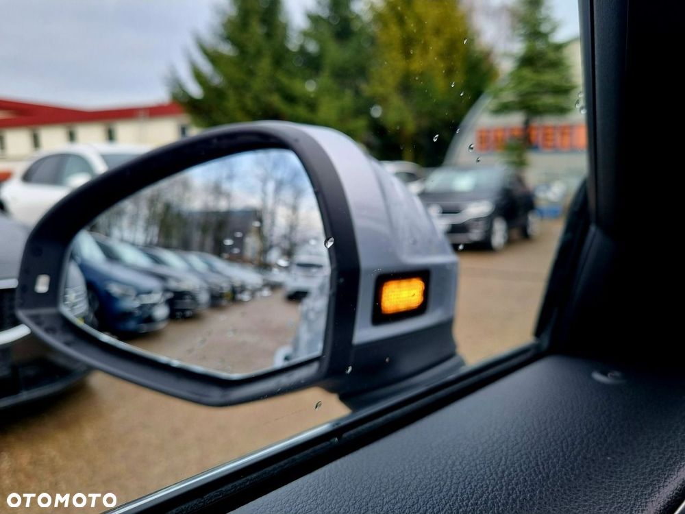 Audi A4 Avant 2.0 TDI S tronic - 26
