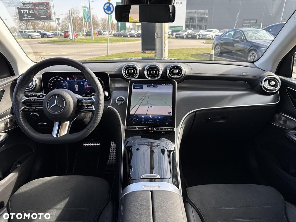 Mercedes-Benz GLC - 15