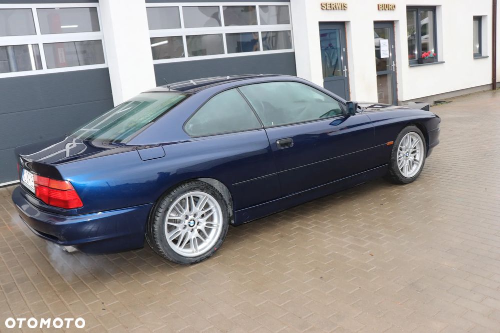 BMW Seria 8 - 13