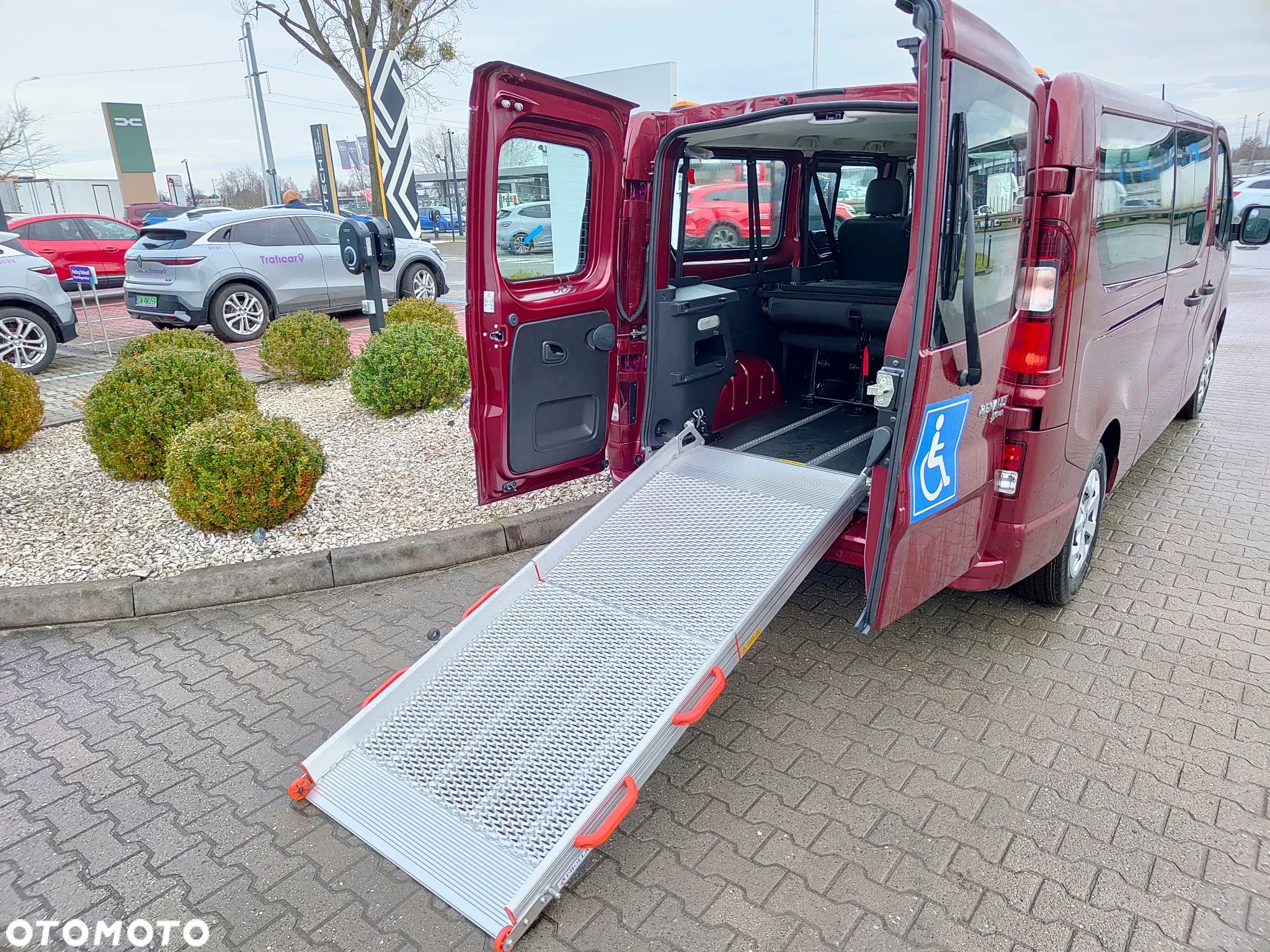 Renault Trafic - 1