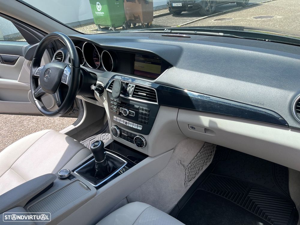 Mercedes-Benz C 220 CDI Elegance BlueEfficiency - 3