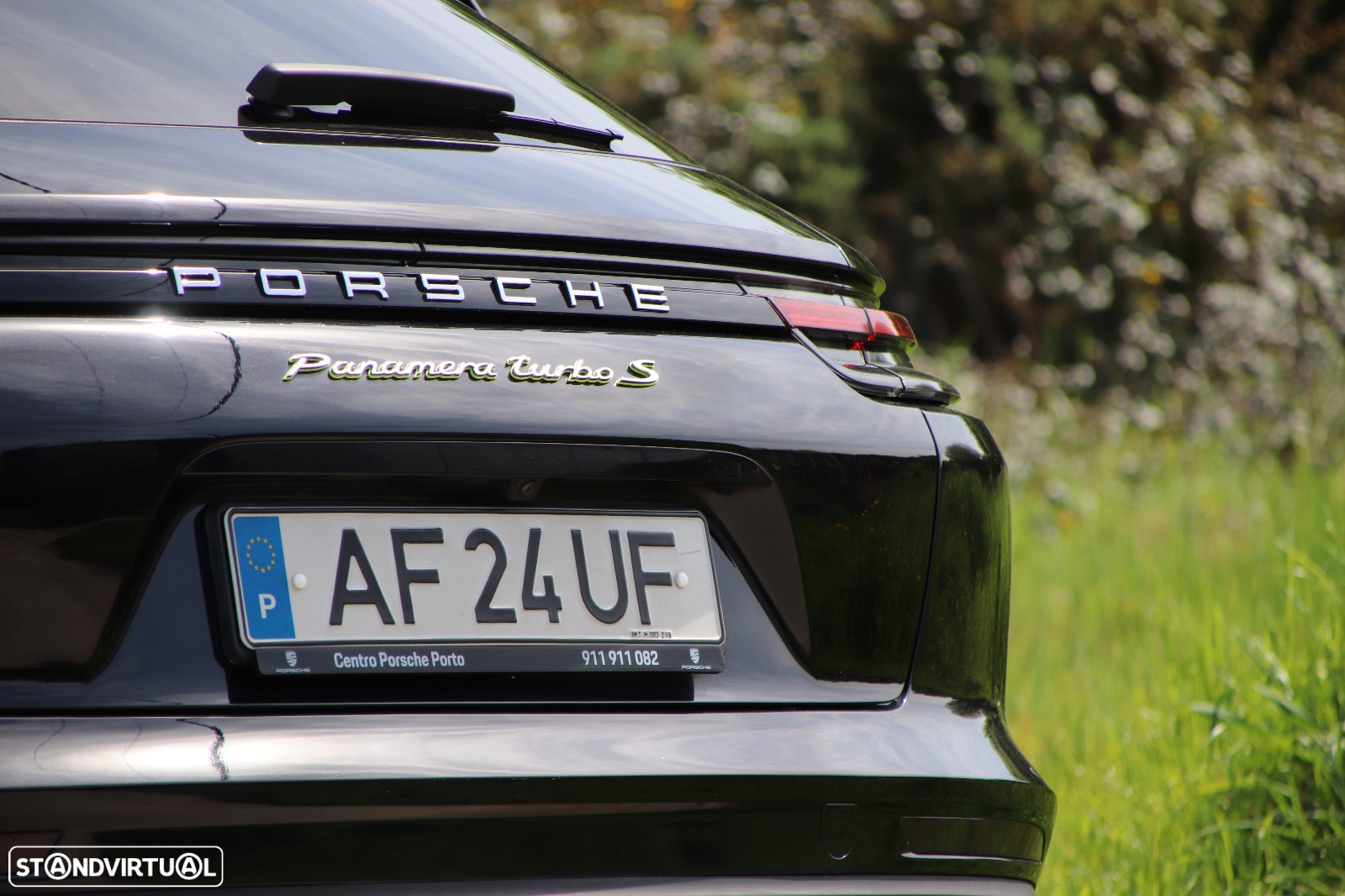 Porsche Panamera Sport Turismo Turbo S E-Hybrid - 23