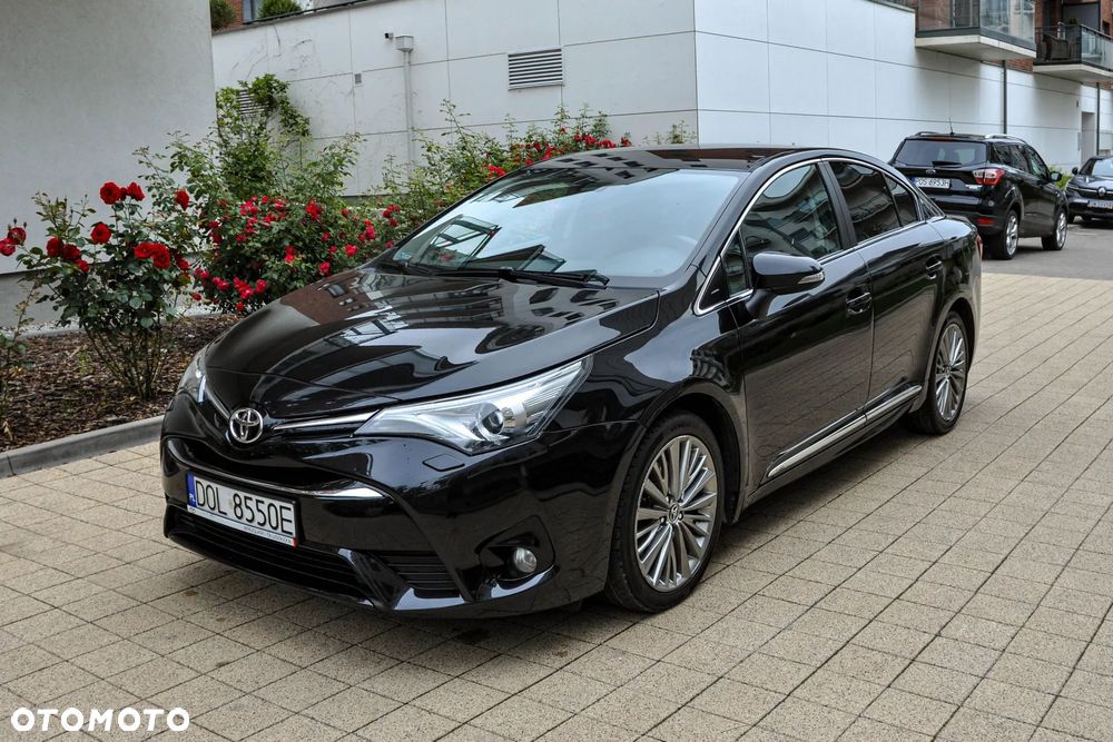 Toyota Avensis 2.0 D-4D Premium - 1