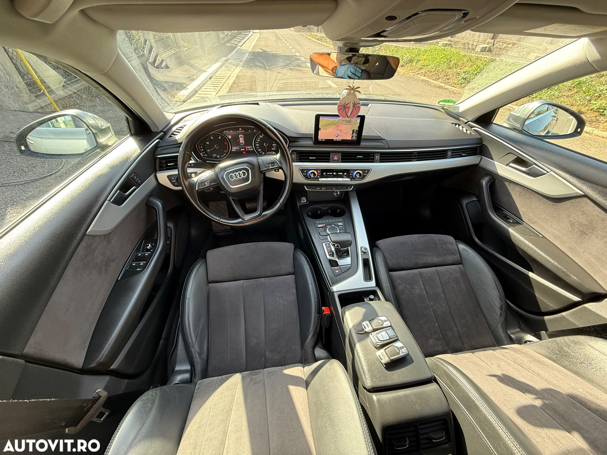 Audi A4 Avant 2.0 TDI ultra S tronic Design - 14