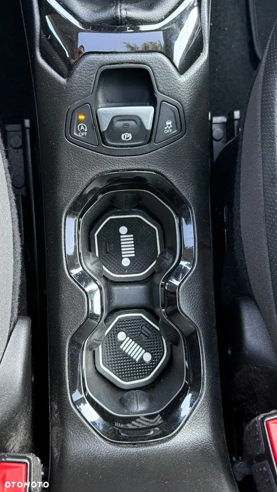 Jeep Renegade - 14