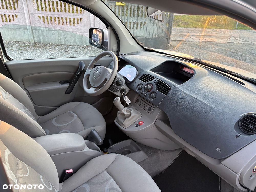 Renault Kangoo 1.6 8V Happy Family - 28