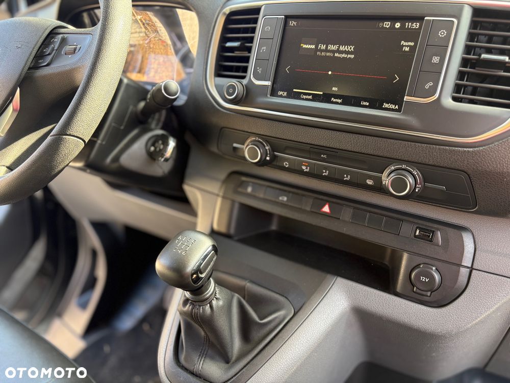 Opel Vivaro - 19