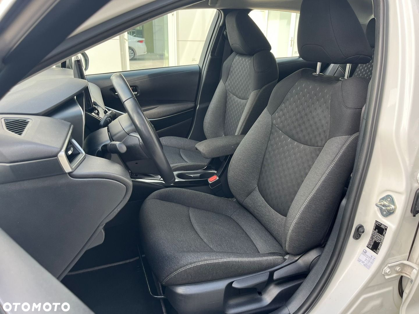 Toyota Corolla - 6