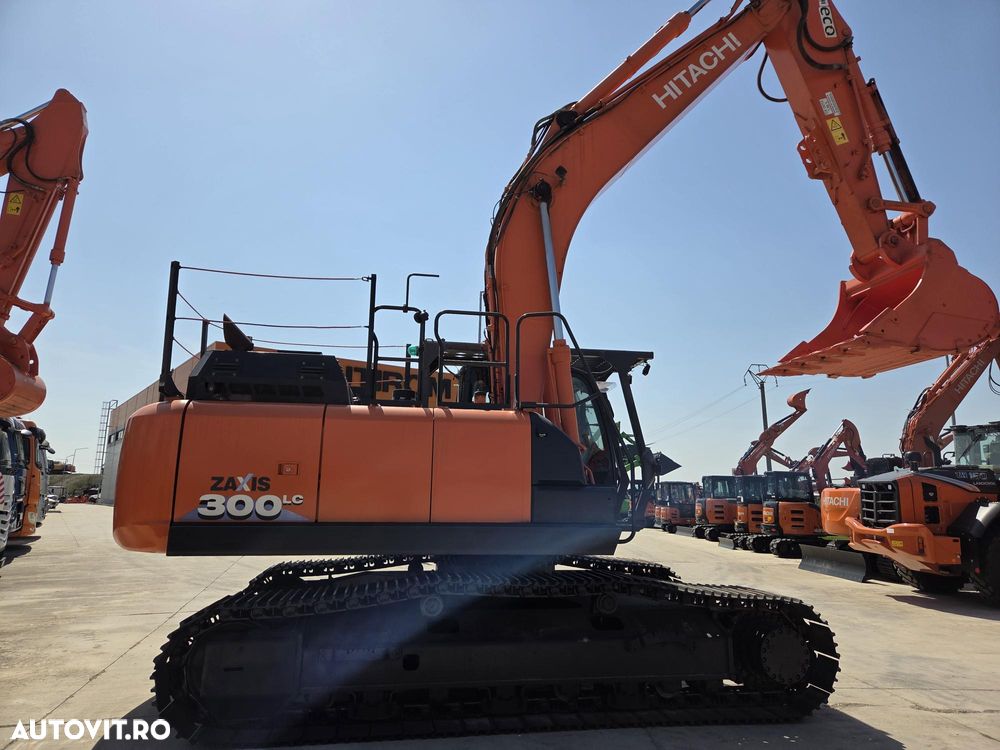 Hitachi 32t, cupa 1,8mc NOUA, 2019, 7.237h, consum mediu 18,6litri/ora, Isuzu 265CP, 3 pompe hidr HITACHI, produs in JAPONIA, lant 80% bun doar 991h deplasare, reviziile facute, inst picon si rotire, antifurt, Ad sapare 8m, AC, leasing 3 ani-PROMOTIE 96.900 - 8