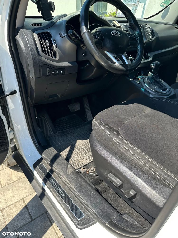 Kia Sportage 2.0 CRDI XL AWD - 11