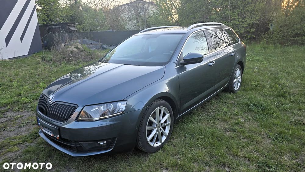 Skoda Octavia 1.6 TDI Style DSG - 2