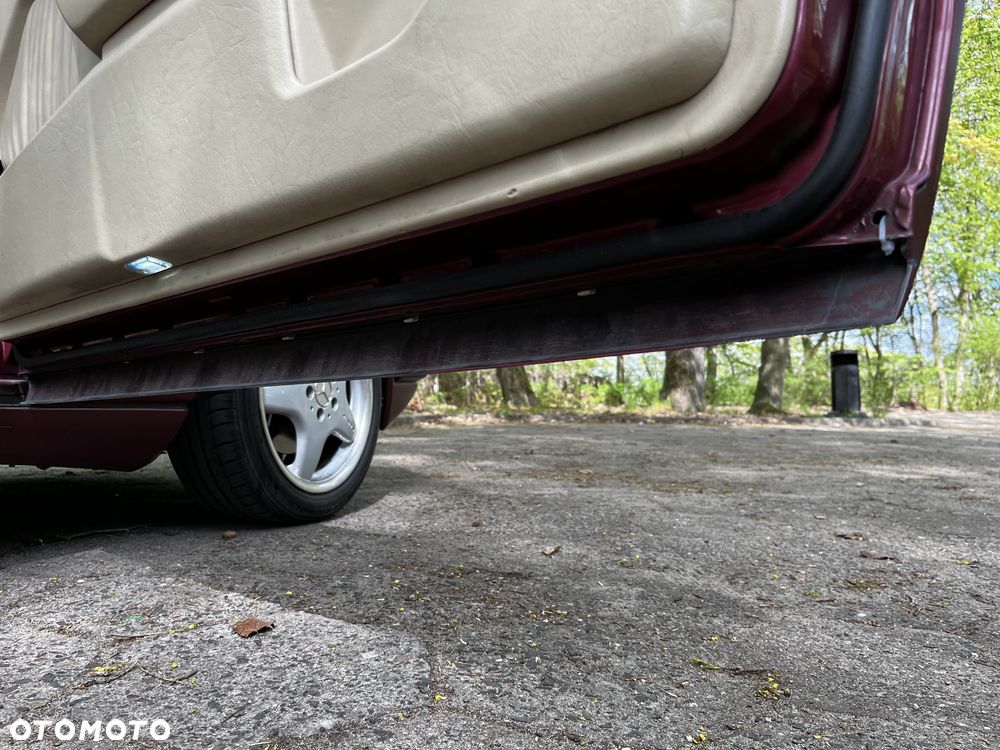 Mercedes-Benz W124 (1984-1993) - 34