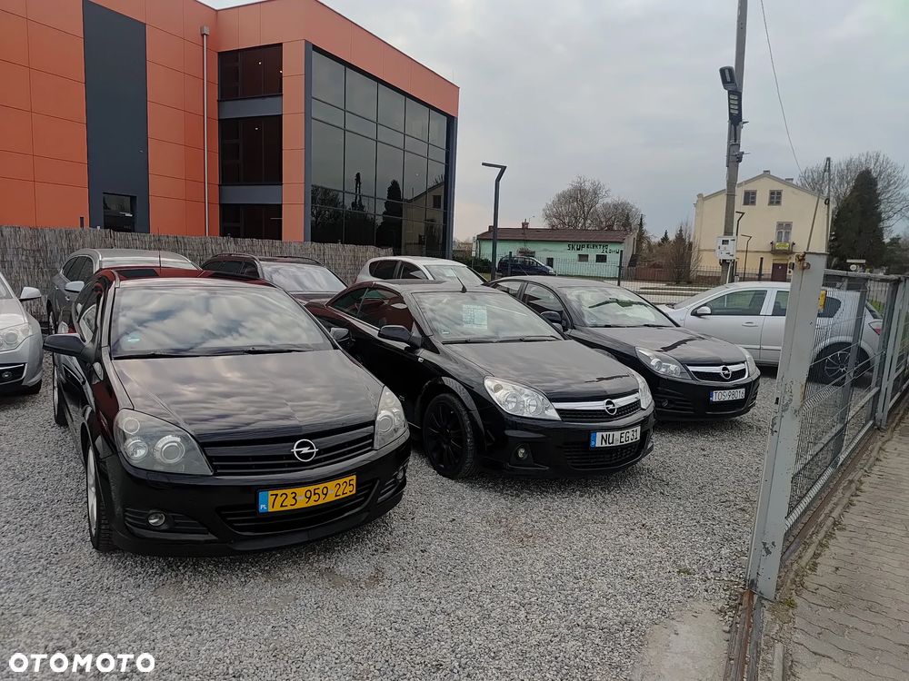 Opel Astra 2.0 Turbo Sport - 23