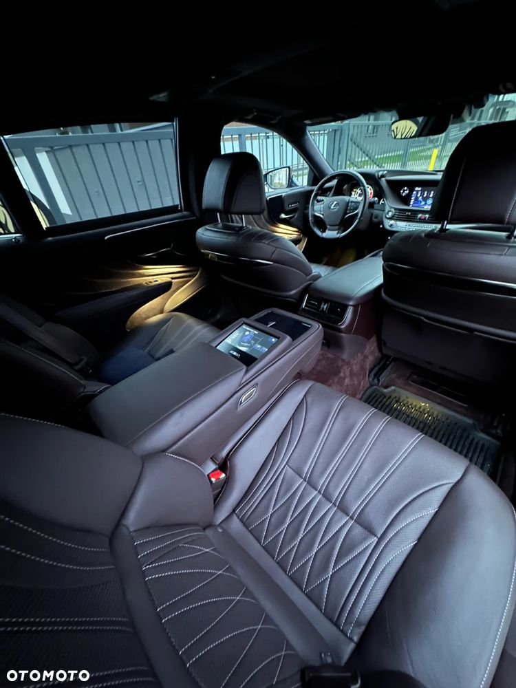 Lexus LS 500 Prestige AWD - 11