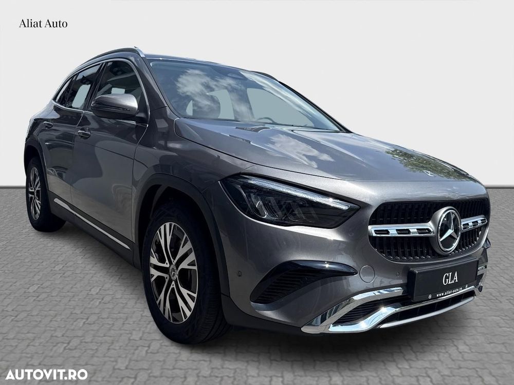Mercedes-Benz GLA - 3