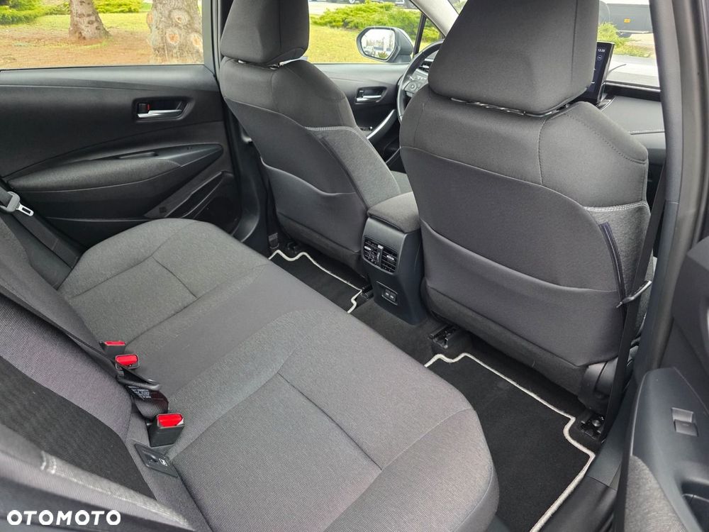 Toyota Corolla 1.8 Hybrid Comfort - 12