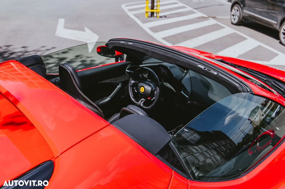 Ferrari 296 GTS - 36