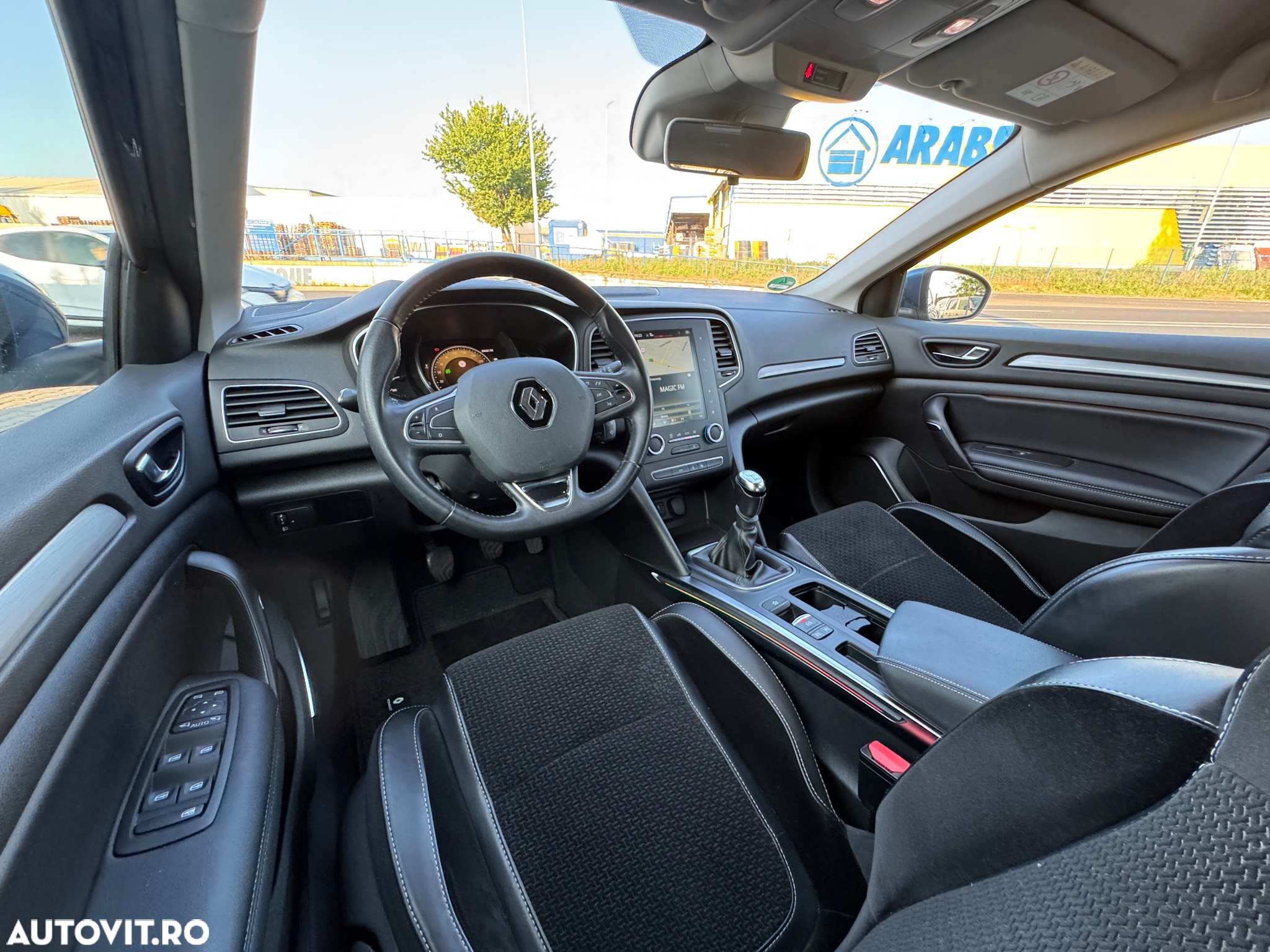 Renault Megane Grandtour ENERGY dCi 110 INTENS - 18