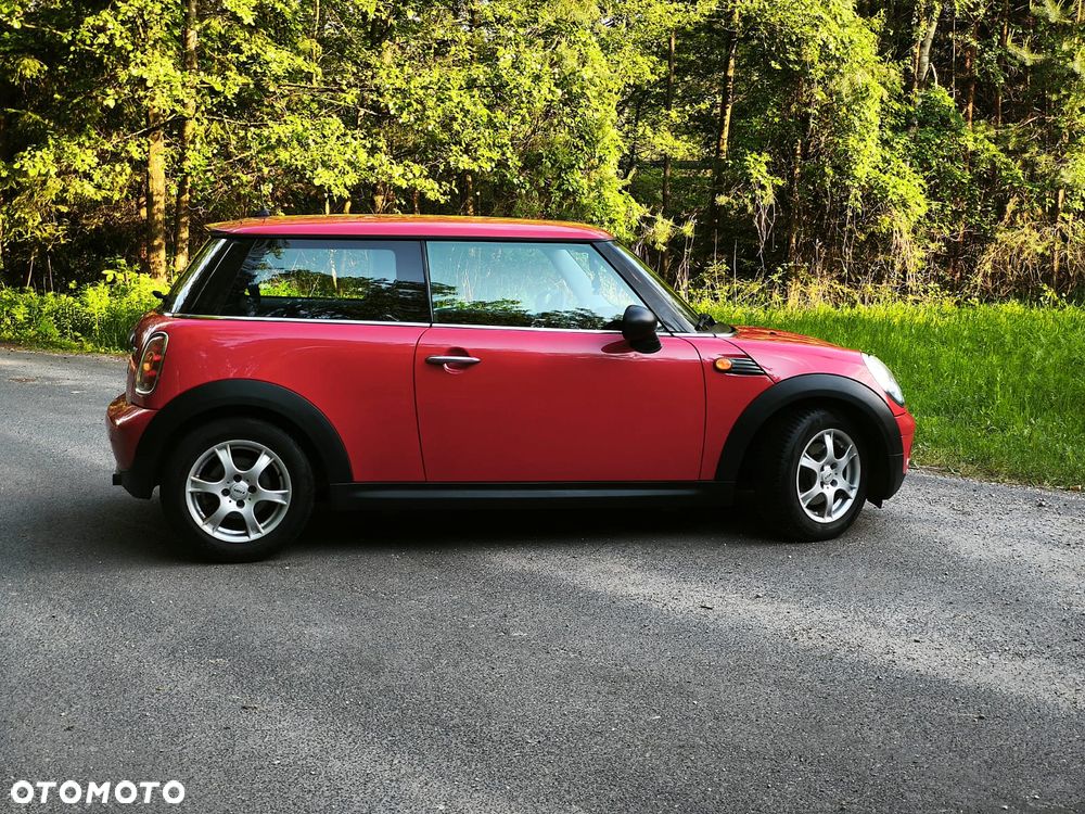 MINI ONE Standard - 8