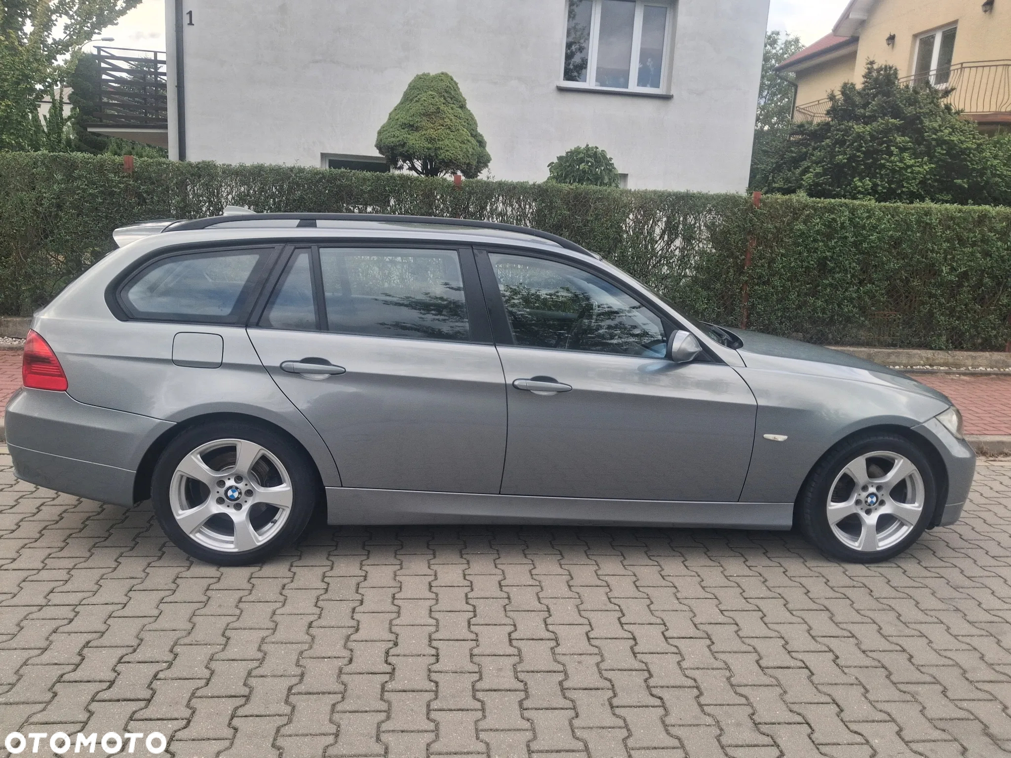 BMW Seria 3 320d DPF Touring Edition Fleet - 13