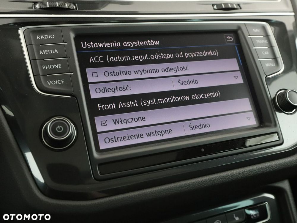Volkswagen Tiguan 2.0 TDI SCR 4MOTION DSG Highline - 27