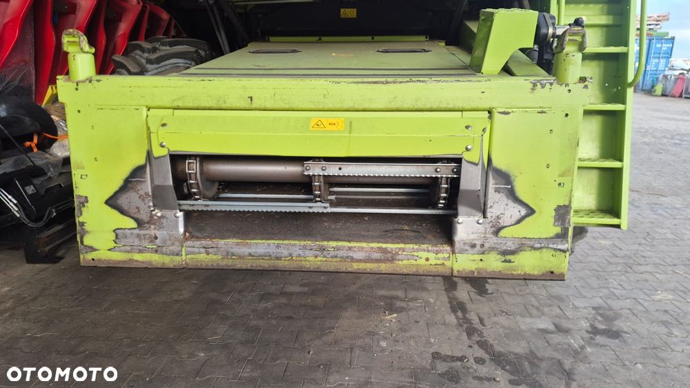 Claas Tucano 320 - 9