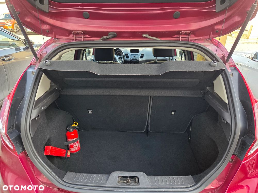 Ford Fiesta 1.0 EcoBoost Powershift Titanium - 9