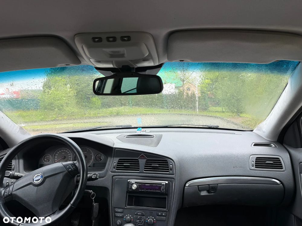 Volvo XC 70 2.4D5 AWD Kinetic - 9