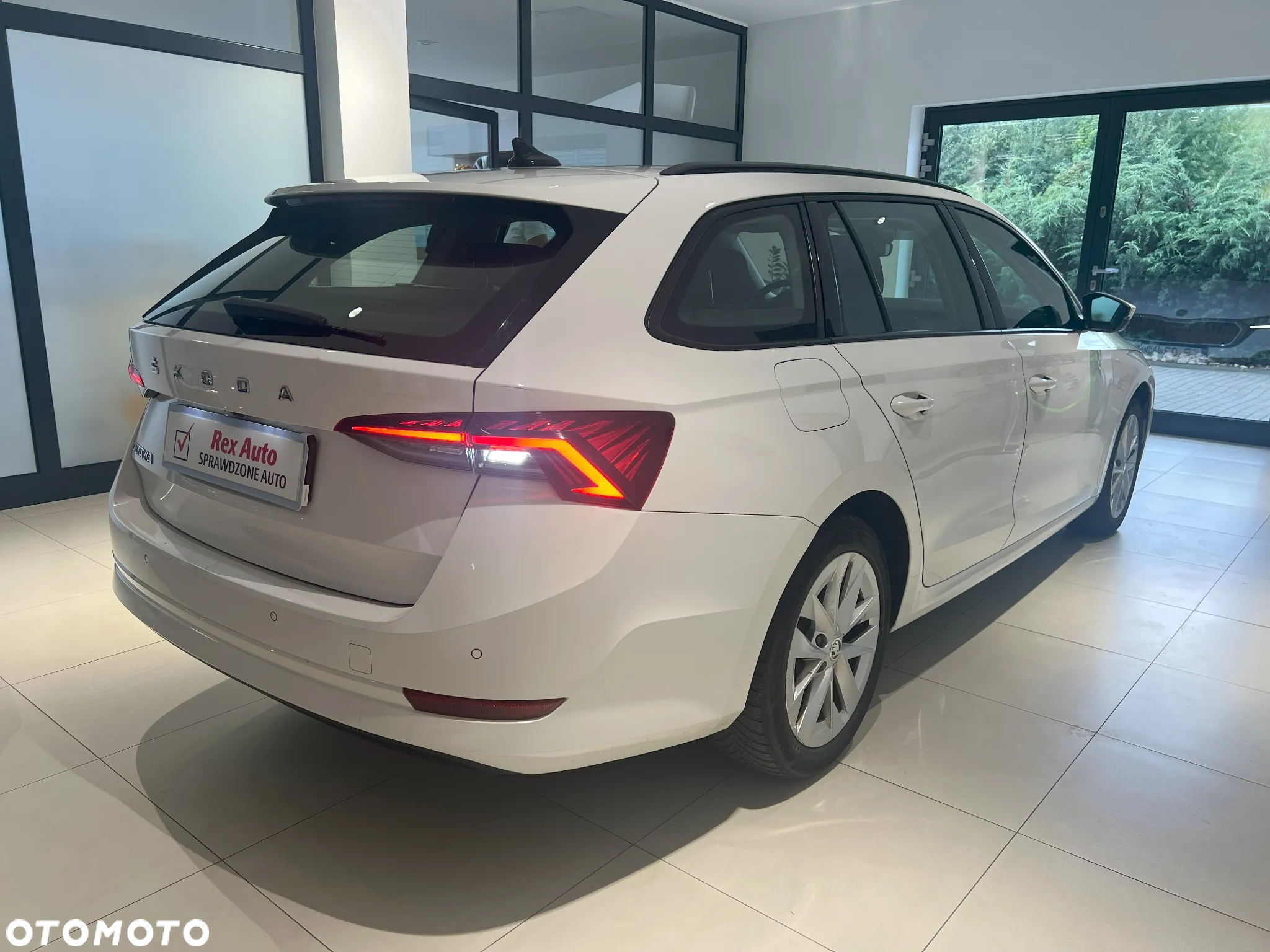 Skoda Octavia 1.5 TSI ACT Ambition - 7