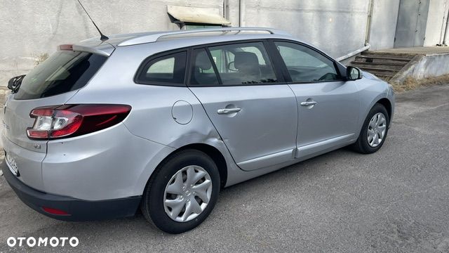 Renault Megane 1.5 dCi Life - 4