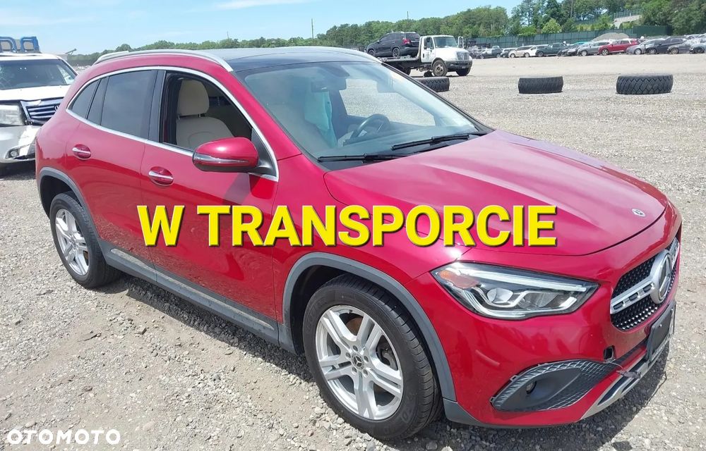 Mercedes-Benz GLA 250 8G-DCT AMG Line - 1
