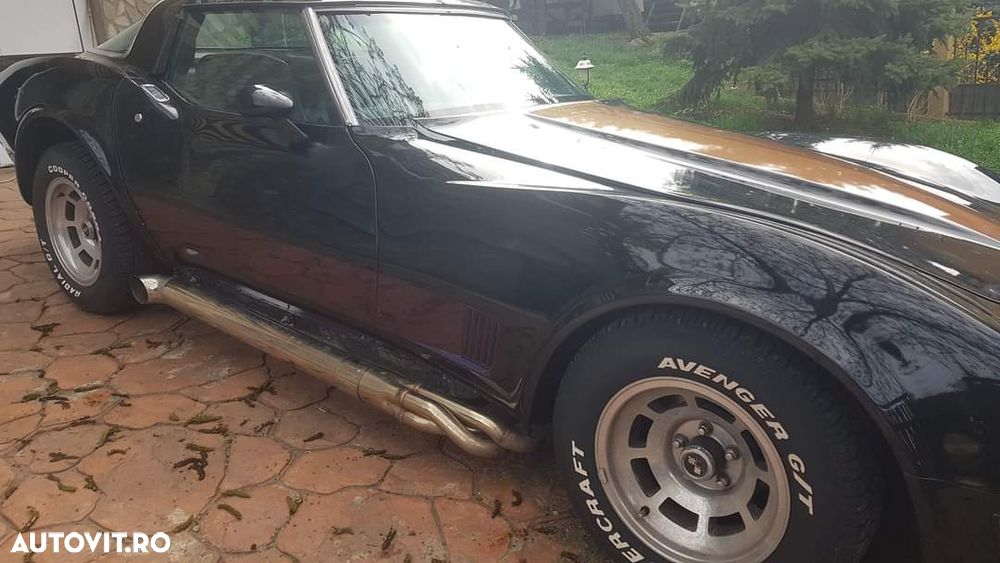 Chevrolet Corvette - 3