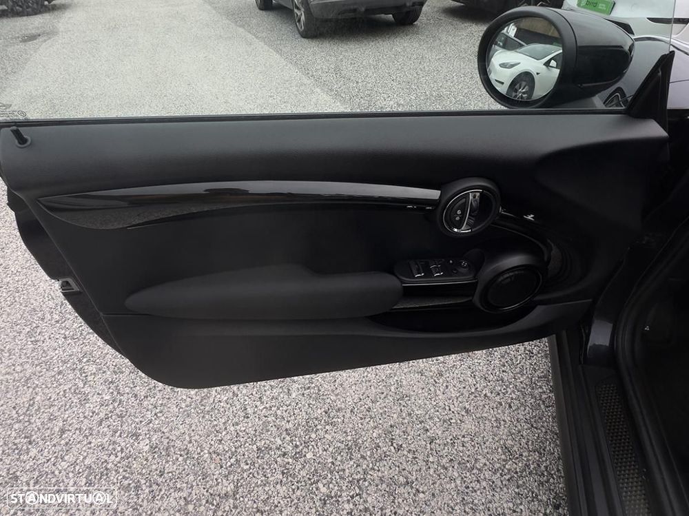 MINI Cabrio Cooper SE - 15