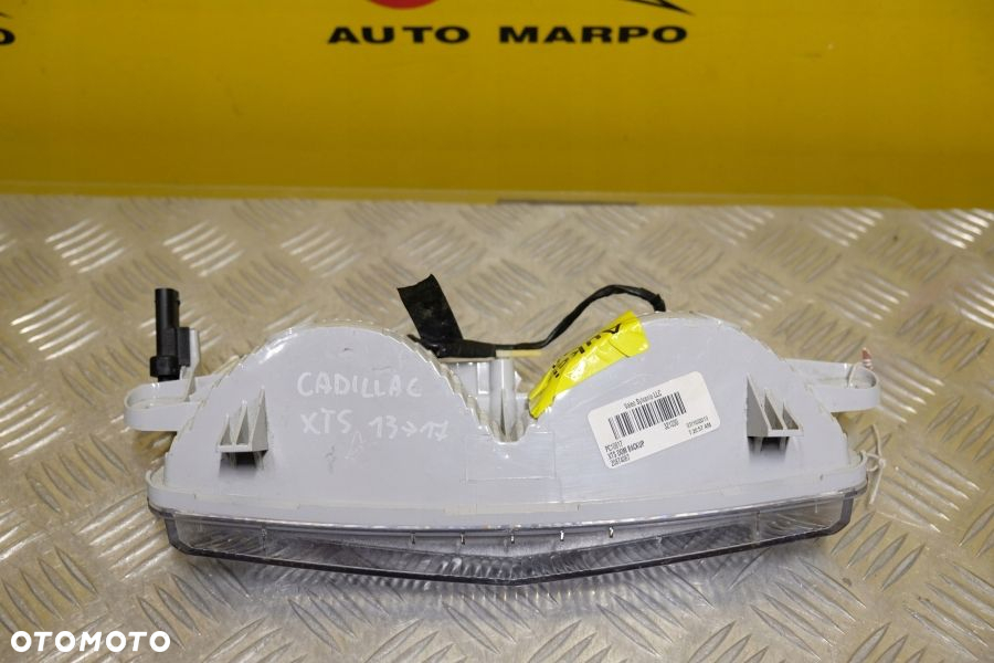 CADILLAC XTS 2013- LAMPA TYŁ W ZDERZAK COFANIA USA - 4