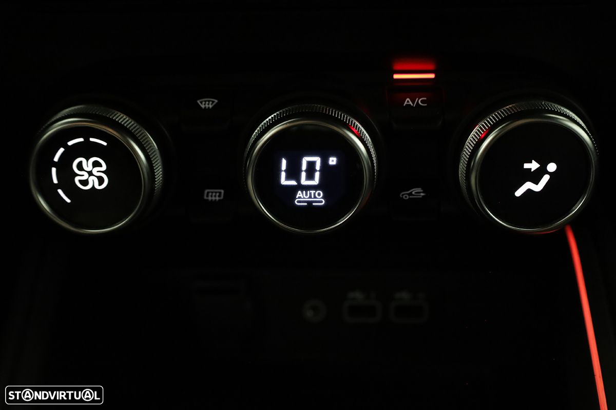 Renault Clio 1.0 TCe Techno - 12