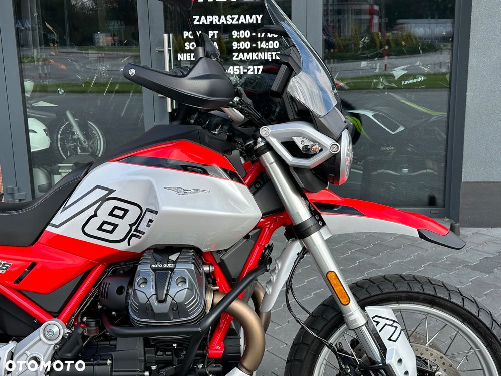 Moto Guzzi V85 - 9