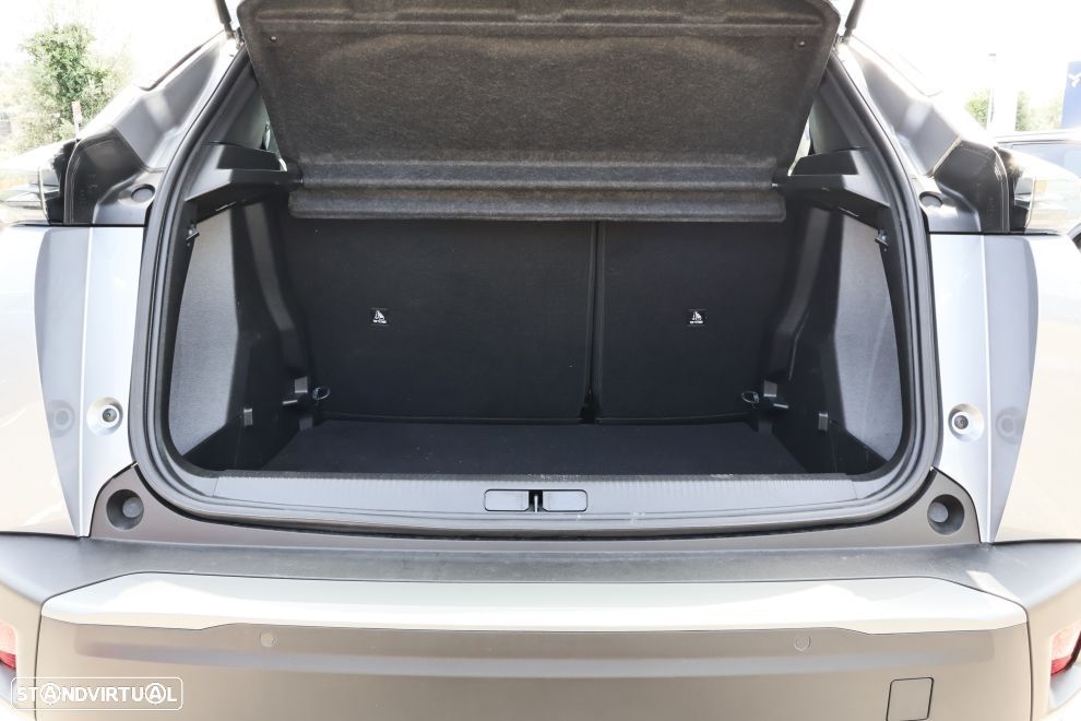Peugeot 2008 1.2 Allure - 17