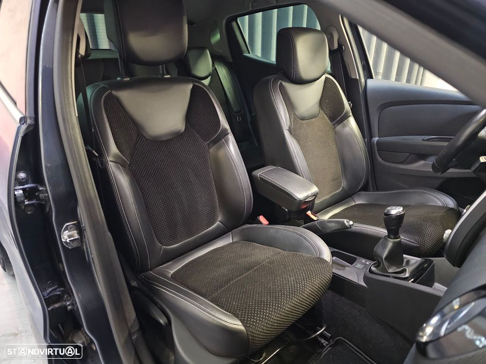 Renault Clio TCe 90 Dynamique - 22