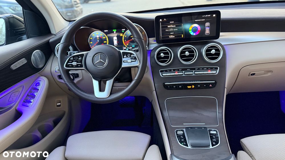 Mercedes-Benz GLC - 27