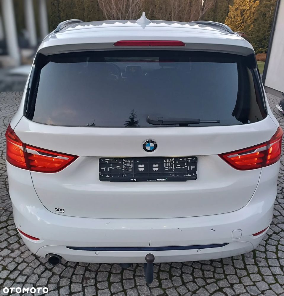BMW Seria 2 218d Sport Line - 3