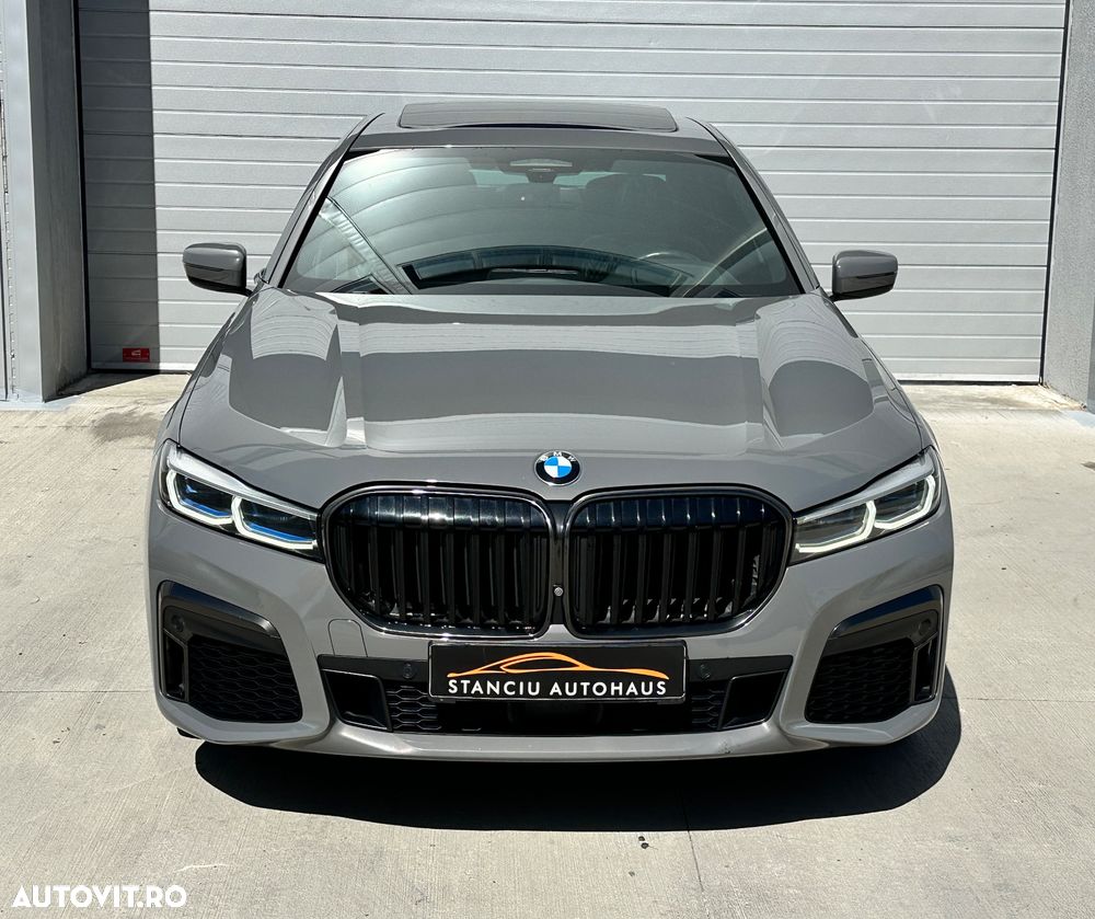BMW Seria 7 745e - 3