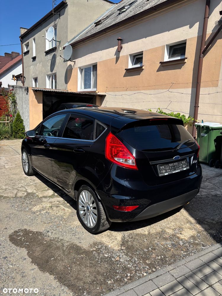 Ford Fiesta 1.4 Champions Edition - 7