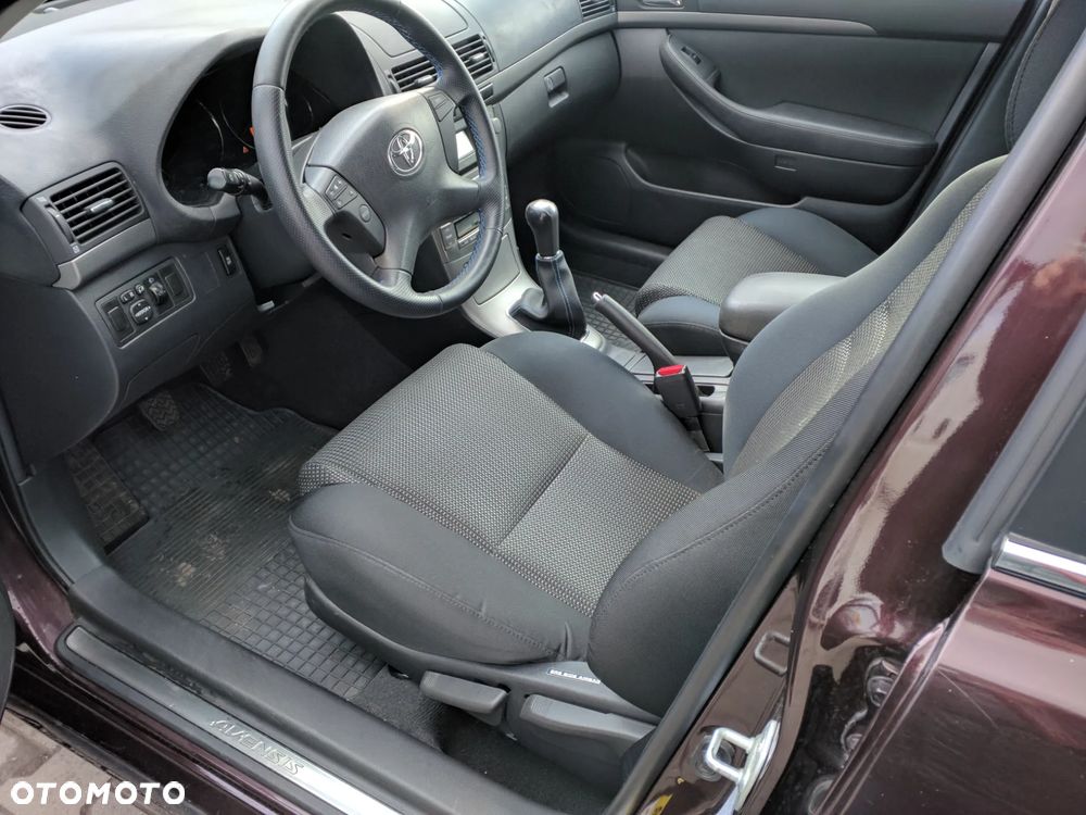 Toyota Avensis 1.8 VVT-i Travel - 5