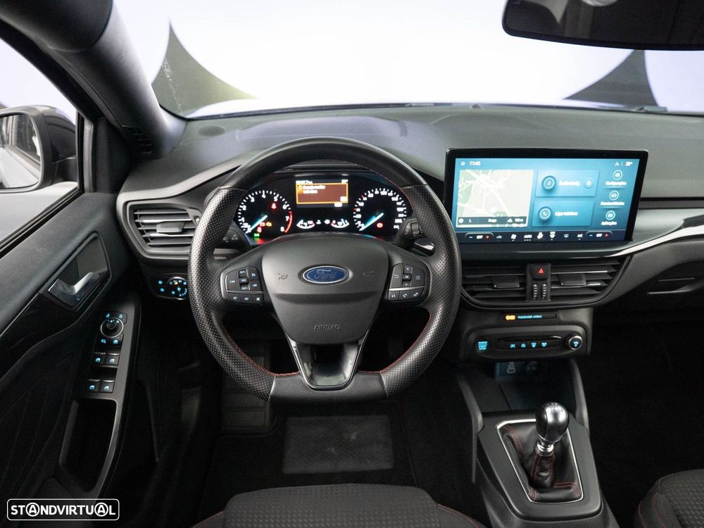 Ford Focus SW 1.0 EcoBoost MHEV ST-Line - 15