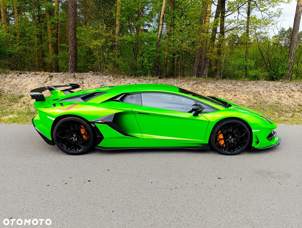 Lamborghini Aventador - 23