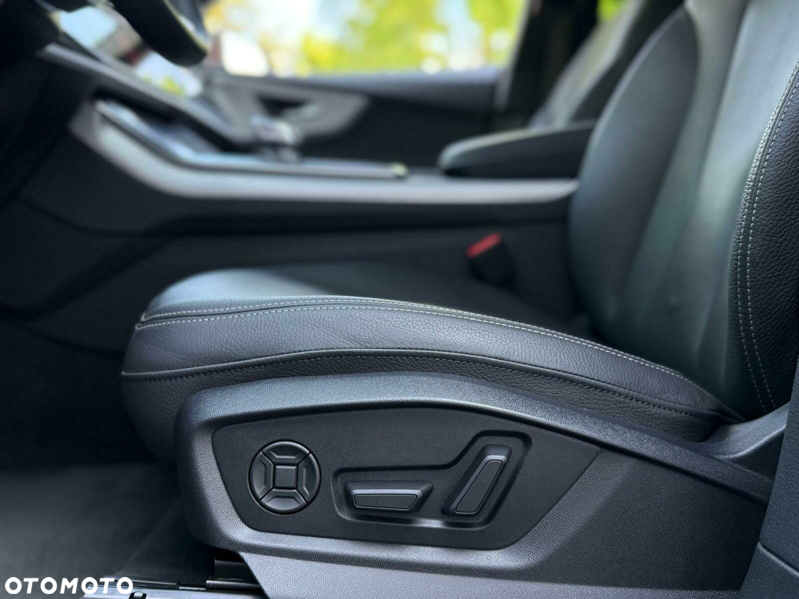 Audi Q8 - 18
