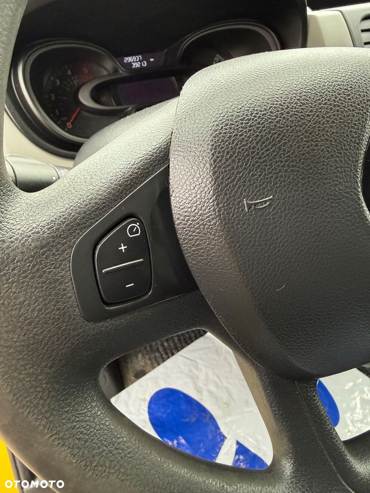 Renault Trafic - 26