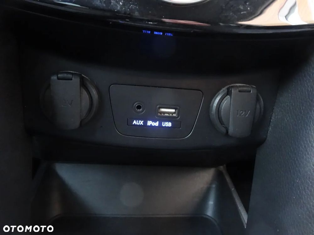 Hyundai i30 blue 1.4 Trend - 28
