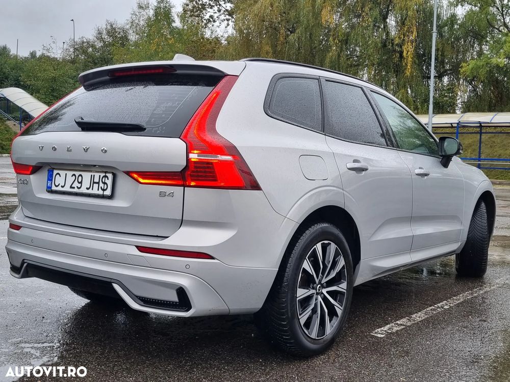 Volvo XC 60 B4 MHEV R-Design - 6