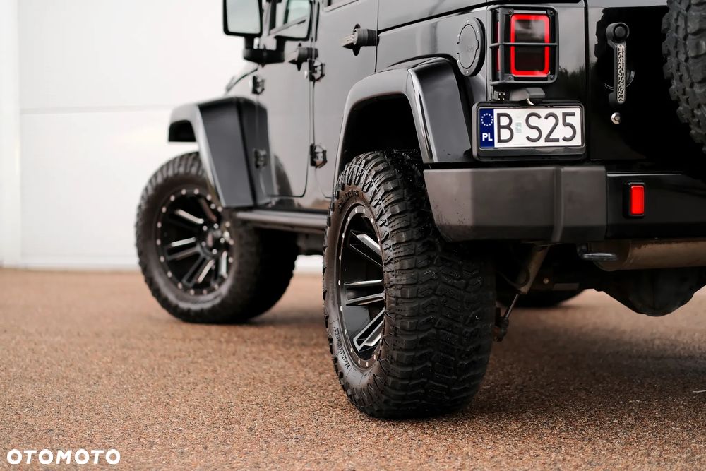 Jeep Wrangler 3.6 Unlim Sahara - 18